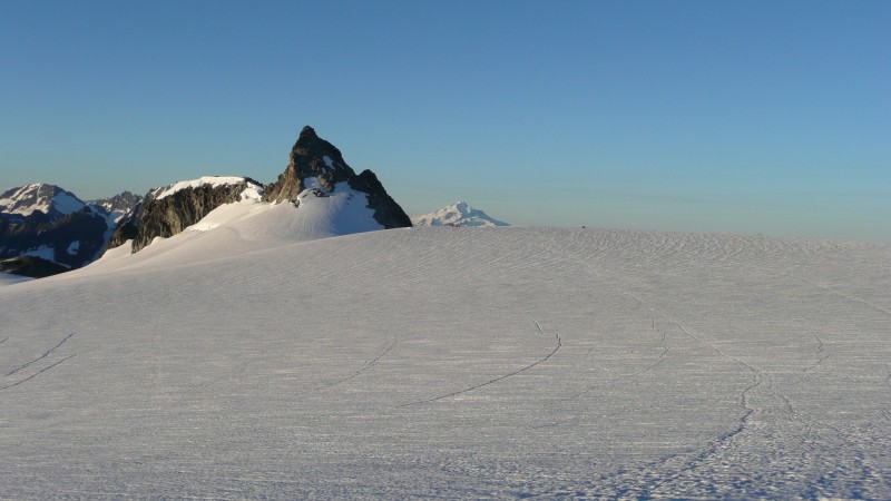 #10 Inspiration Glacier : Petit jour sur notre bivouac Inspiration Glacier : Petit jour sur notre bivouac
