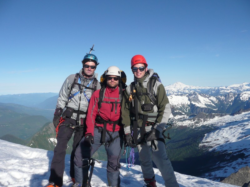 #13 Summit : Et bing le portrait au sommet devant le Mt Baker Summit : Et bing le portrait au sommet devant le Mt Baker