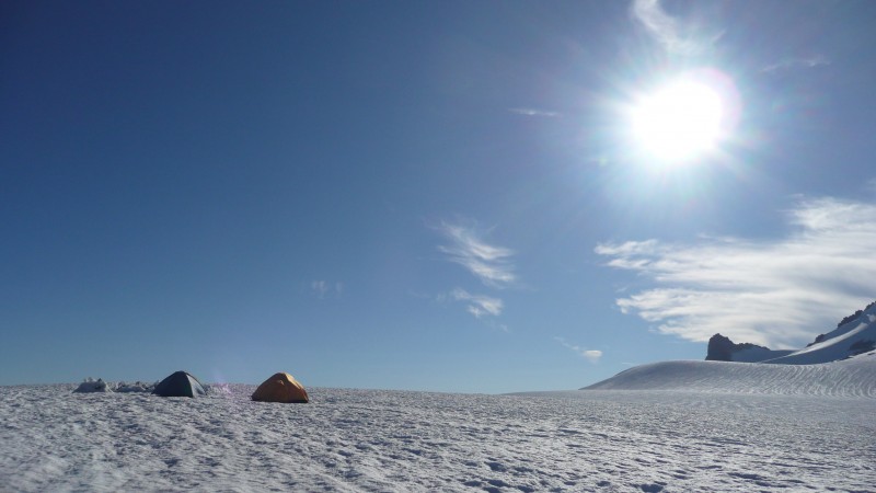#6 Bivouac : Replat sur l Bivouac : Replat sur l'Inspiration Glacier pour le bivouac (sans tente, ça va très bien aussi).