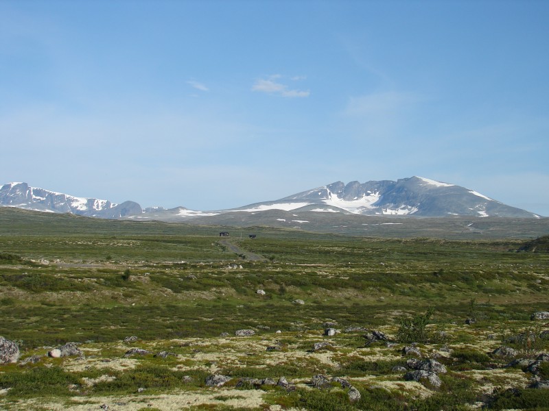 #2 Snohetta : de la neige? du ski? (vue du parking) Snohetta : de la neige? du ski? (vue du parking)
