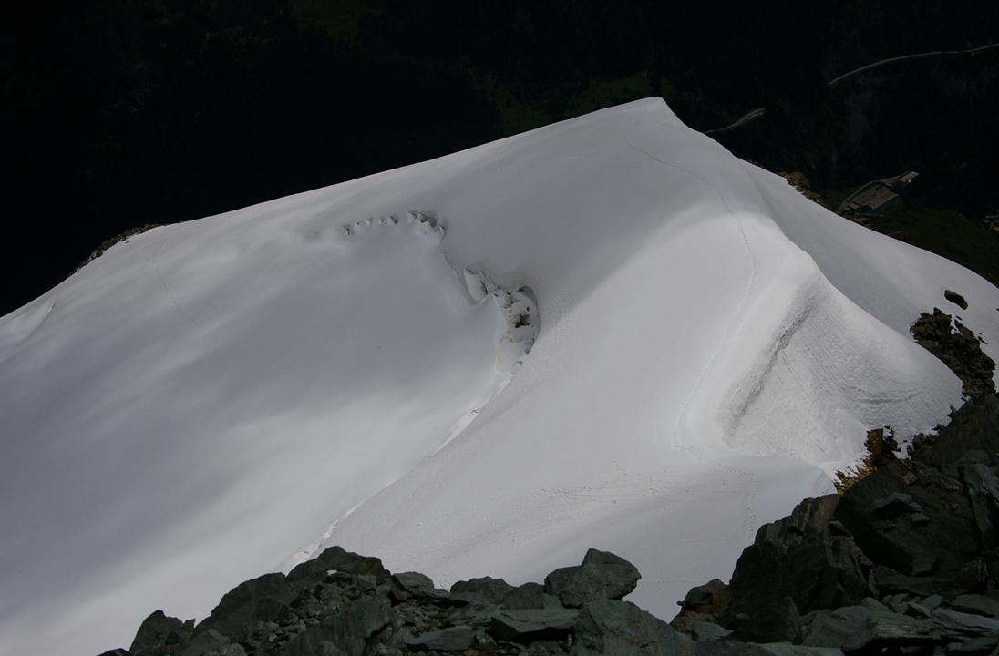 #8 La Grande Parei : Antécime à 3365, avec cette magnifique sensation d La Grande Parei : Antécime à 3365, avec cette magnifique sensation d'une crête parcourue skis aux pieds.
