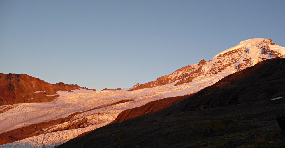 Volcan : Le volcan et sa coulée de lave, euh de glace...