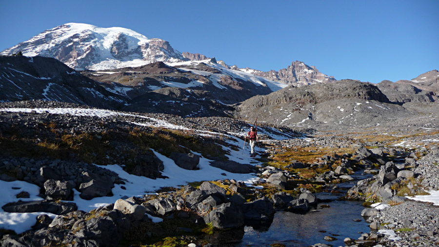 #9 Et voilà : Un dernier petit crapahutage dans les pierriers pour se dégourdir les jambes avant de rentrer. Et voilà : Un dernier petit crapahutage dans les pierriers pour se dégourdir les jambes avant de rentrer.