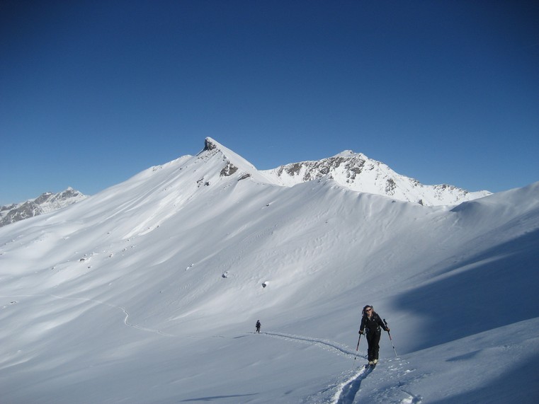 #4 Cime du Grand Vallon : La (longue) traversée vers la cime du Grand Vallon Cime du Grand Vallon : La (longue) traversée vers la cime du Grand Vallon