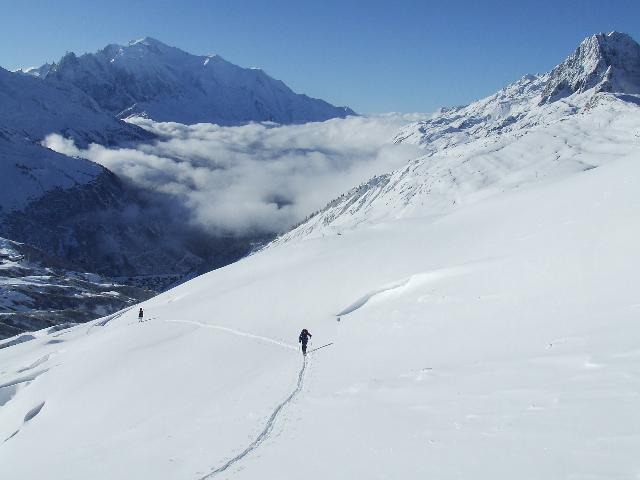 #1 Tete de balme : Mer de nuage qui se forme Tete de balme : Mer de nuage qui se forme