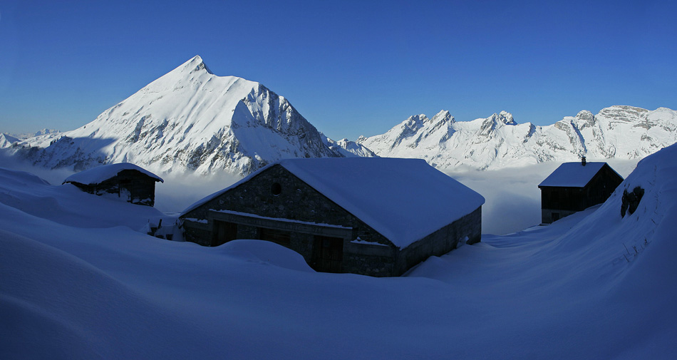 #5 Pte du Château : Ambiance glaciale aux Chalets de Méry Pte du Château : Ambiance glaciale aux Chalets de Méry
