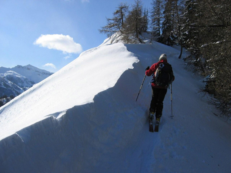 #5 Aunos : Dadou dans une belle grande trace de montée. Aunos : Dadou dans une belle grande trace de montée.