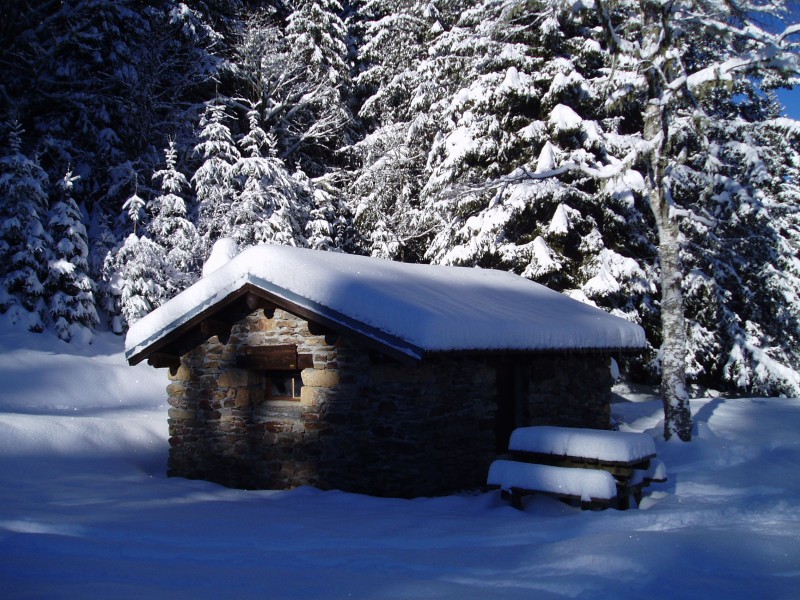 #2 Chalet du Bout : Inhabité la nuit dernière Chalet du Bout : Inhabité la nuit dernière