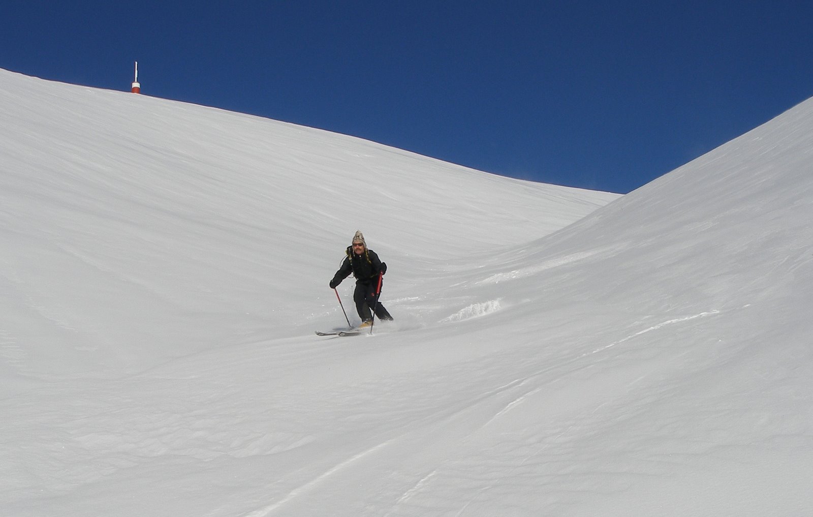 #4 Combe sud : Ski grand large pour Daniel ! Combe sud : Ski grand large pour Daniel !