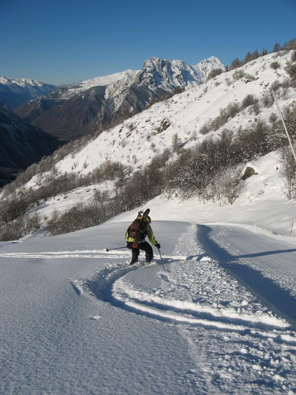 #9 Crapeau style... : C Crapeau style... : C'est sûr qu'on est loin de la belle trace du swallow dans la poudre ;-)