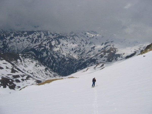 #2 Versant ouest du Bachimala : Montée au Grand Bachimala vers 2500 m Versant ouest du Bachimala : Montée au Grand Bachimala vers 2500 m