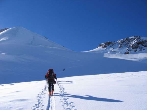 #4 Dufoursattel : Le col à 4369 m au pied de l Dufoursattel : Le col à 4369 m au pied de l'arête W