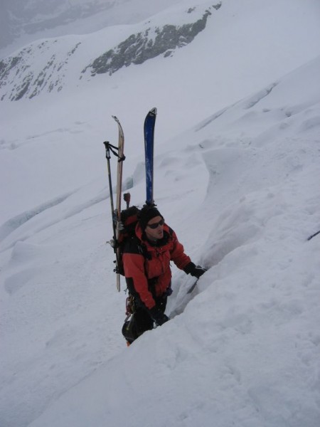 #1 Schwarze gletscher : Franchissement d Schwarze gletscher : Franchissement d'un sérac vers 3200 m