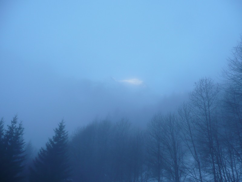 #6 sortie du brouillard : Un sommet apparait, lequel?
photo Philou sortie du brouillard : Un sommet apparait, lequel?
photo Philou