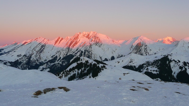 #3 Sulens : Dernières lueurs sur les Aravis. Sulens : Dernières lueurs sur les Aravis.