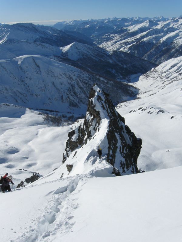 Bric Bouchet : Vers le sommet, un paysage époustouflant !