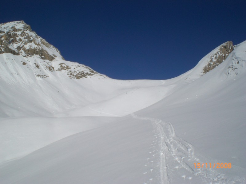 #2 le col : col bien blanc pour un début de saison. le col : col bien blanc pour un début de saison.