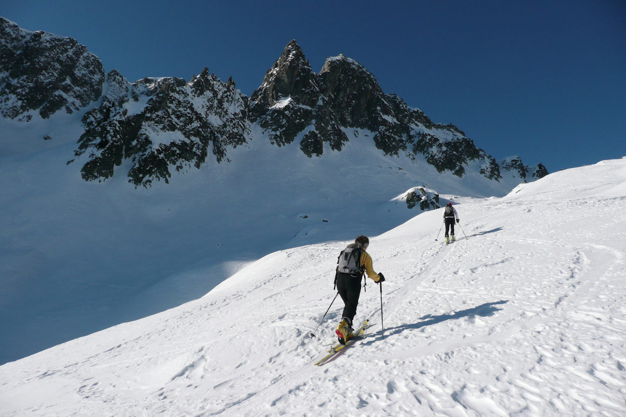Sous l'arête de Combe Bronsin : Décor alpin à l'approche du Pas de la Mule