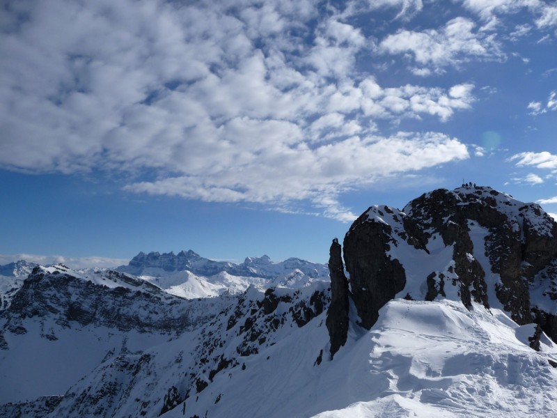 #6 Roc de Tavaneuse : Le Roc de Tavaneuse avec les Dents du Midi en fond Roc de Tavaneuse : Le Roc de Tavaneuse avec les Dents du Midi en fond