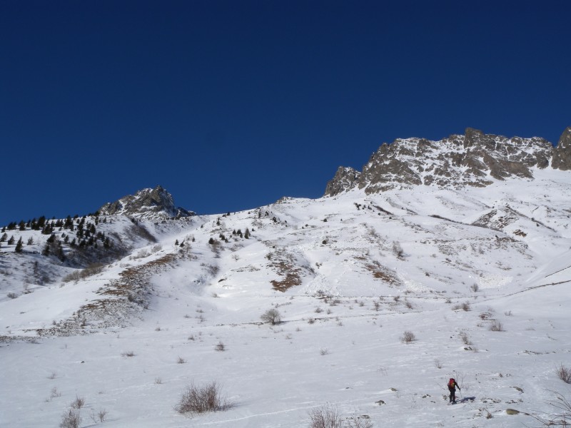 #1 Les pentes en versant sud : Soufflée et peu remplies Les pentes en versant sud : Soufflée et peu remplies