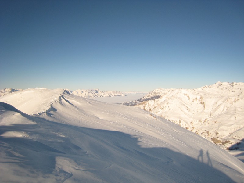 #1 Parias 04 01 09 : du sommet, mer de nuages vers le nord Parias 04 01 09 : du sommet, mer de nuages vers le nord