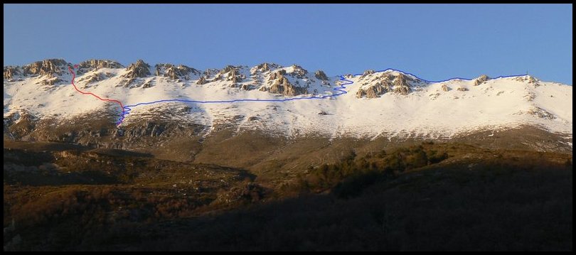 #1 Itinéraire en face Sud : Descente en rouge, montée en bleu
Vue depuis la route un peu après Saint Pons Itinéraire en face Sud : Descente en rouge, montée en bleu
Vue depuis la route un peu après Saint Pons