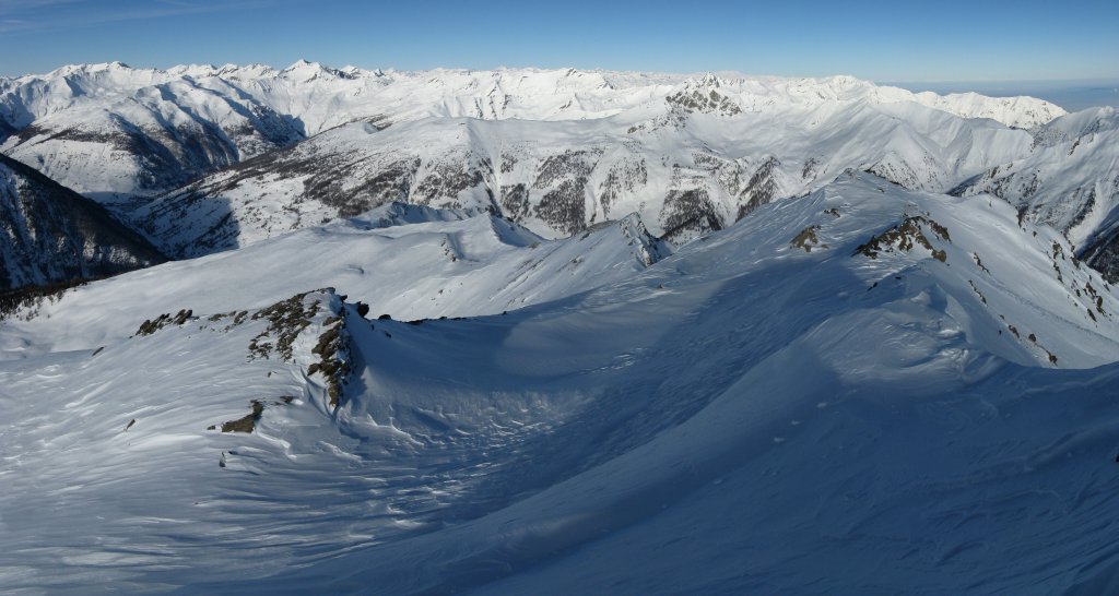 #3 Ségure face NW d Ségure face NW d'en haut : Vue plongeante sur la descente à venir
