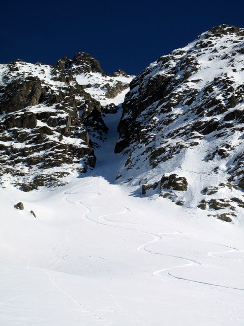 #4 Etroiture du couloir W : Joli couloir Etroiture du couloir W : Joli couloir