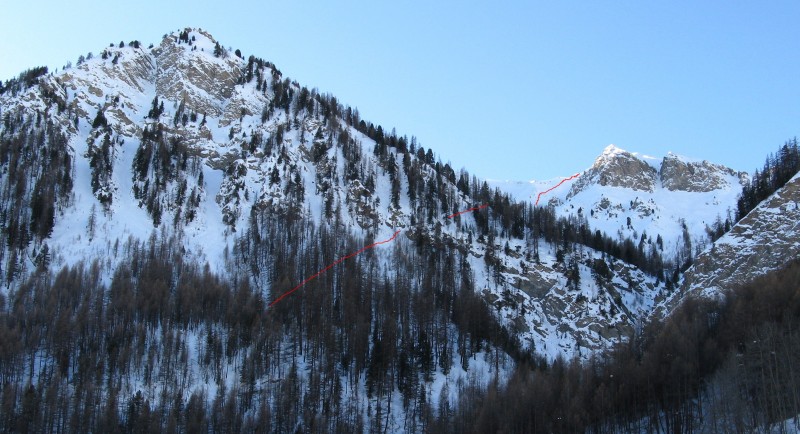 #1 Bas du Vallon du Pis : En passant devant, on s Bas du Vallon du Pis : En passant devant, on s'est posé quelques questions sur le passage à emprunter en bas du vallon du pis. Est-ce là où je l'imagine ?