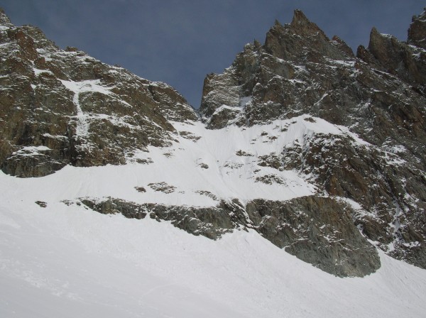 #9 Le col des Ecrins : voilà la descente du col est terminée, maintenant un petit repos au soleil bien mérité... Le col des Ecrins : voilà la descente du col est terminée, maintenant un petit repos au soleil bien mérité...