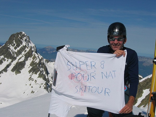 #6 Nat chouffleur : On a voulu montrer à Nat qu Nat chouffleur : On a voulu montrer à Nat qu'on pensait très fort à lui. Allez reviens nous vite mon nat