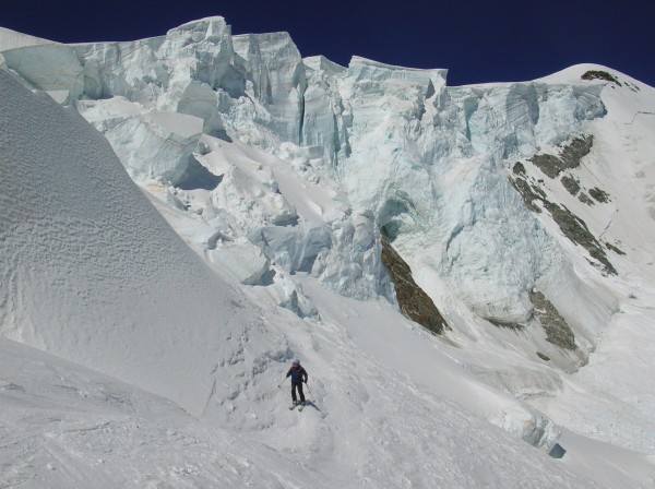 #6 Sérac : Notre Marco se régale dans ce paysage de reve... Sérac : Notre Marco se régale dans ce paysage de reve...