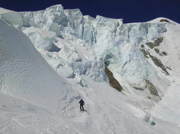 Sérac : Notre Marco se régale dans ce paysage de reve...