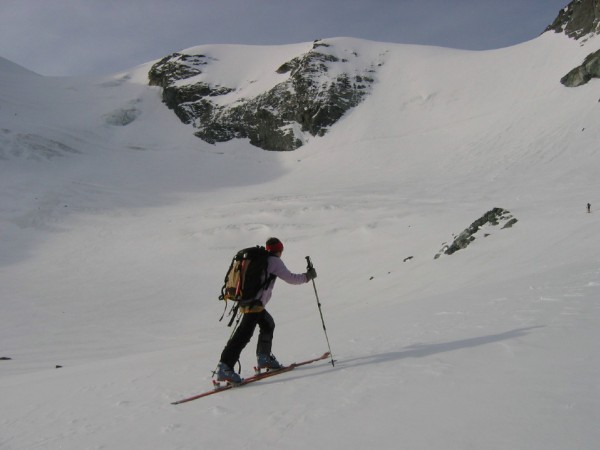 #1 Col des Roches : Isa la bomba sous le col des Roches Col des Roches : Isa la bomba sous le col des Roches