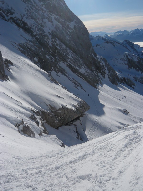 #3 Petit couloir sympathique... : Le couloir un peu raide sous le col. Petit couloir sympathique... : Le couloir un peu raide sous le col.