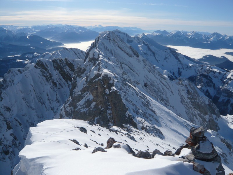 #1 Vue du sommet : Une bien belle vue du sommet de l Vue du sommet : Une bien belle vue du sommet de l'Etale...