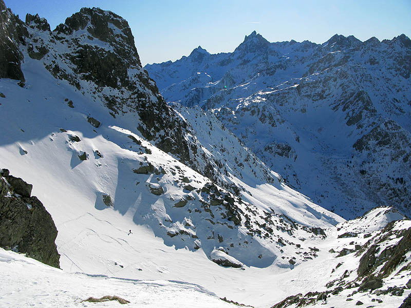 #3 Début de descente : le skieur est tout petit! Début de descente : le skieur est tout petit!