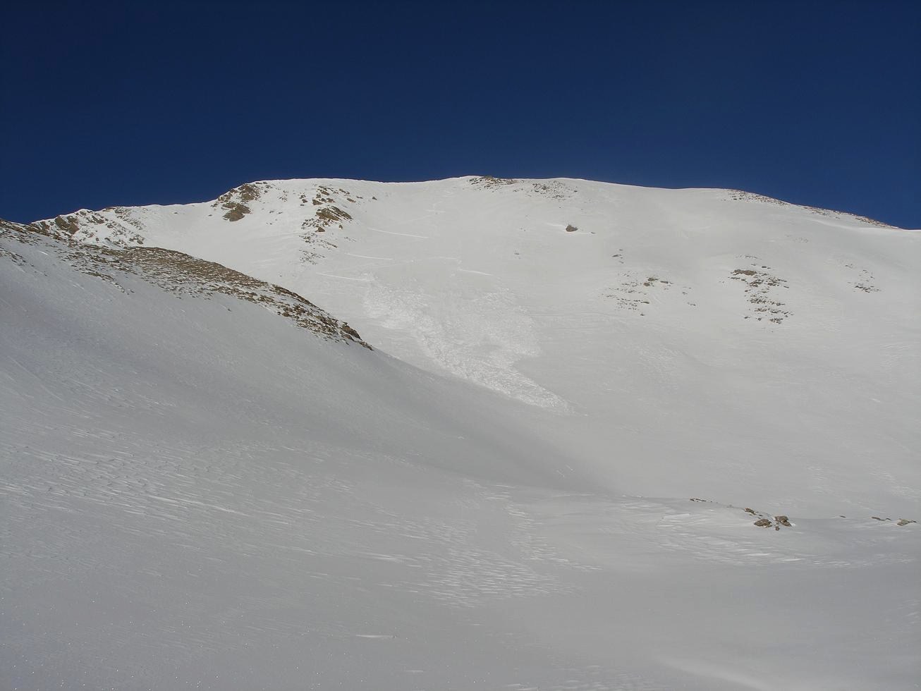 plaque dans le raide : ce qui nous a fait passer par l'arete E pour atteindre le sommet