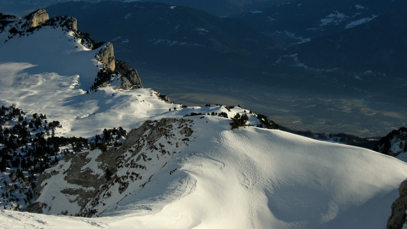 #2 Soleil rasant : sur le haut du couloir N des Lances Soleil rasant : sur le haut du couloir N des Lances