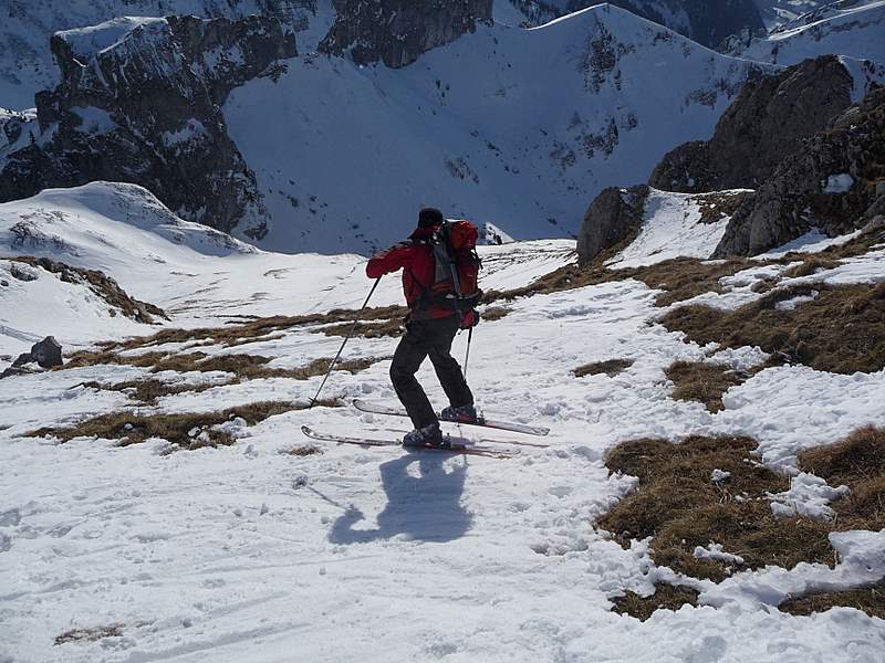 #5 Château d Château d'Oche : Départ du sommet (manque de neige...)