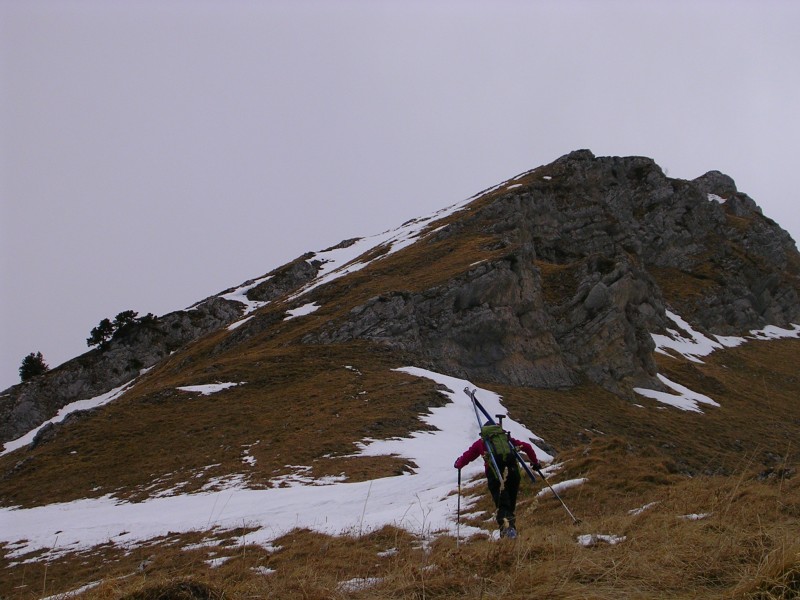 #2 colombier : l colombier : l'arête complètement dégarnie mais la neige est tombée depuis.