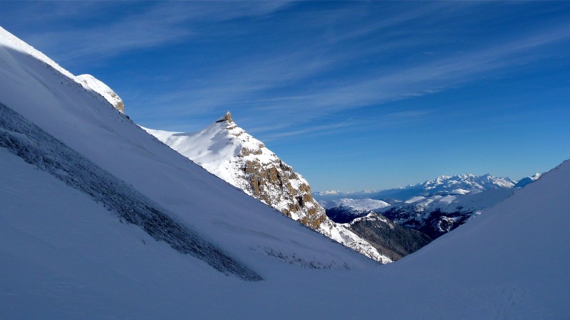 #5 Aiguillette du petit Veymont : Pas des Bachassons: En regardant derrière, il fait encore beaux... Aiguillette du petit Veymont : Pas des Bachassons: En regardant derrière, il fait encore beaux...