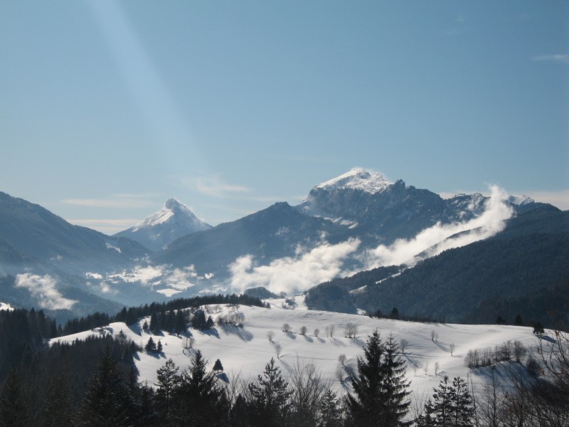 #5 Chamechaude et Grand Som : le vent s Chamechaude et Grand Som : le vent s'est bien levé on dirait!