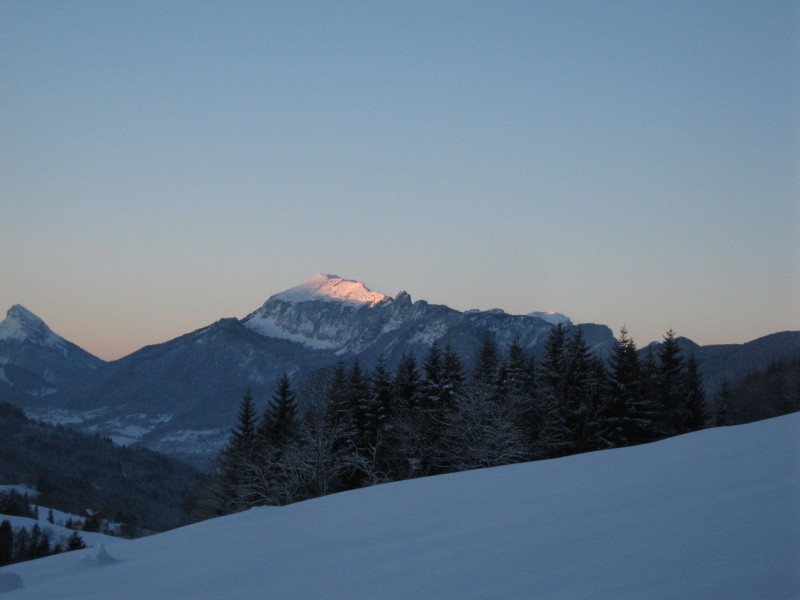 #1 Grand Som : le soleil se lève sur la Chartreuse Grand Som : le soleil se lève sur la Chartreuse