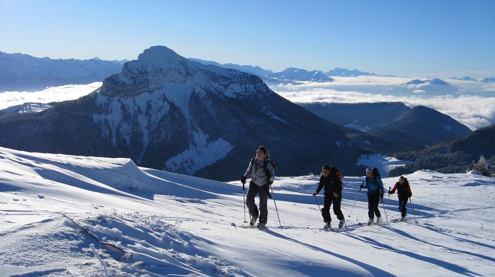 Arrivée groupée : devant Chamechaude