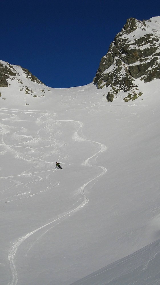 #11 Sous le col de l Sous le col de l'Aigleton : et ma trace à droite