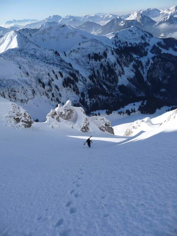#12 Dt d Dt d'Oche : Remontée du couloir du Pierrier à la Dt d'Oche