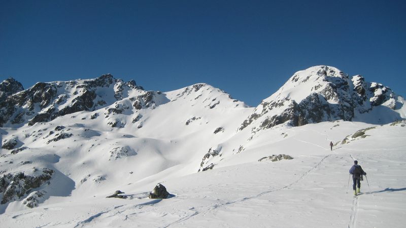 #1 Balade sur la crête : Au soleil avant de rejoindre le couloir. Balade sur la crête : Au soleil avant de rejoindre le couloir.