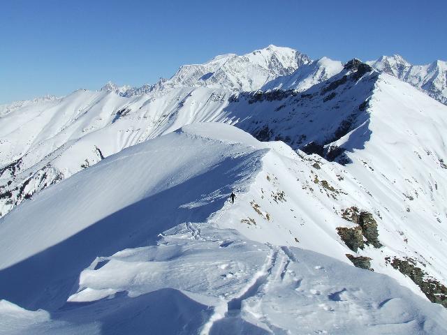#5 Le Poivre : Arete sommitale, coté Aiguille Croche Le Poivre : Arete sommitale, coté Aiguille Croche