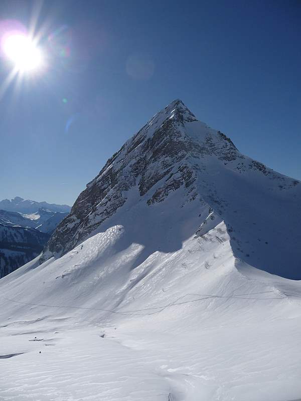 #8 Pte de Nantaux : Face N de Nantaux depuis le col de Lens Pte de Nantaux : Face N de Nantaux depuis le col de Lens